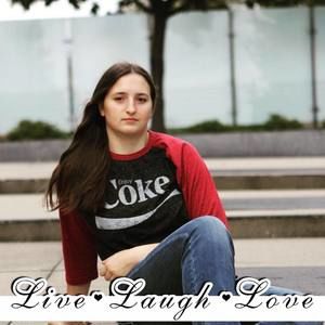 Meet your Posher, Jade